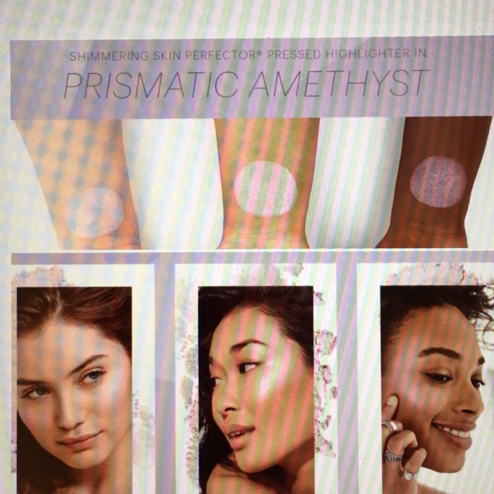 Becca Shimmering Skin Highlighter. Amethyst - Picture 3 of 4
